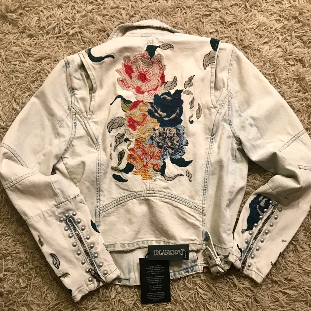 NWT Blank NYC Embroidered & studded jean jacket - Picture 3 of 8